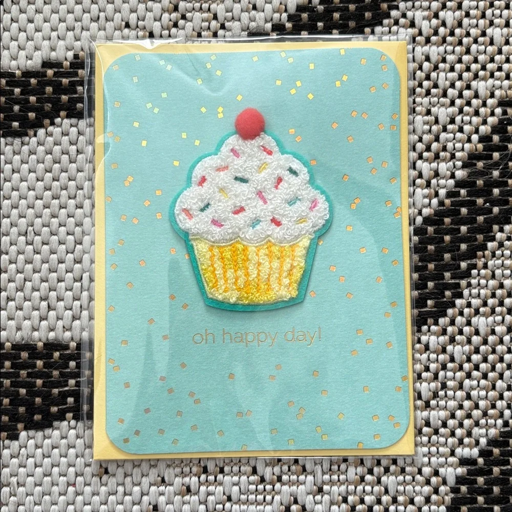 🆕Papyrus Rug Hooked Cupcake Birthday Greeting Card